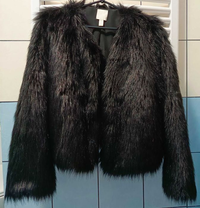 Czarne Futerko H&M rozmiar L