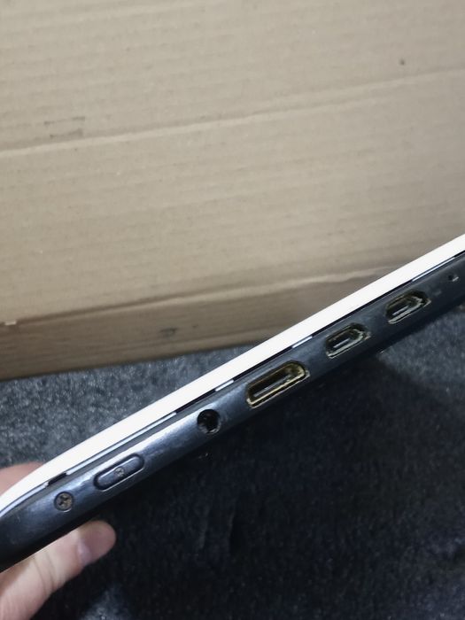 Планшет Assistant AP-110