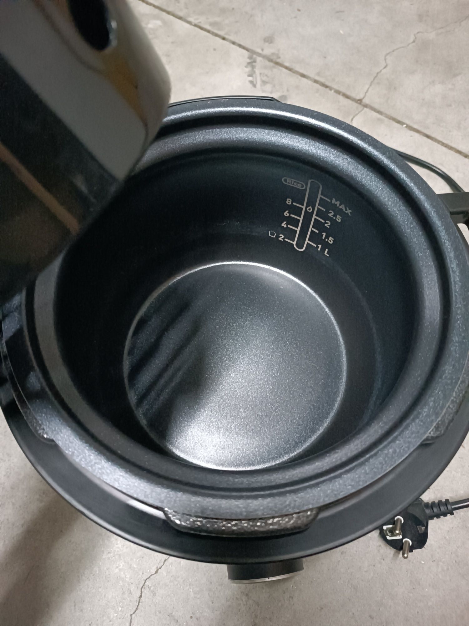 Robot de cozinha Moulinex com pouco uso