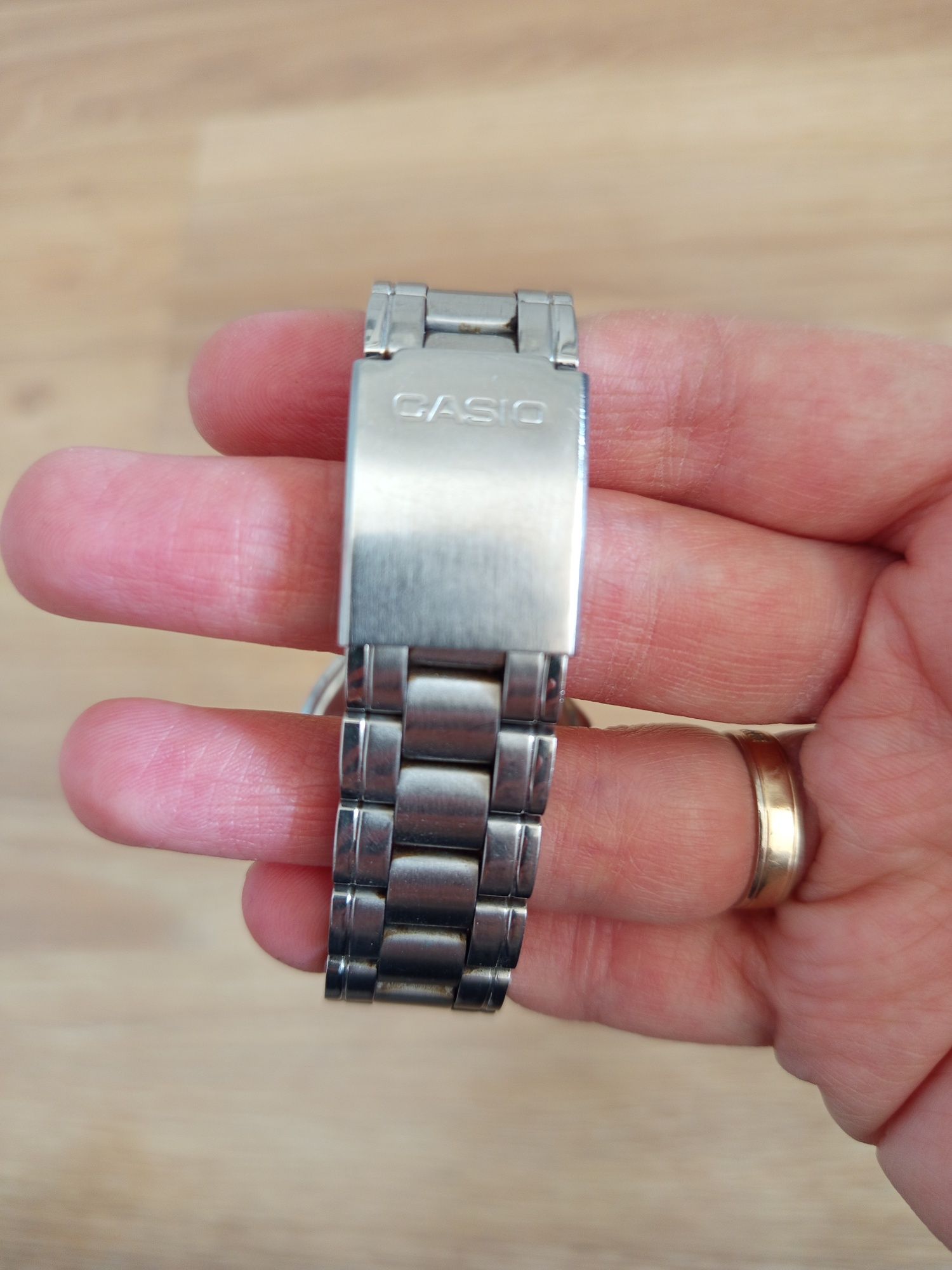 Zegarek męski analogowy Casio wodoodporny