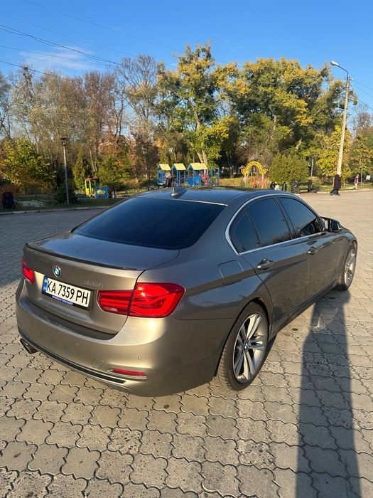 BMW series 3 f30 330