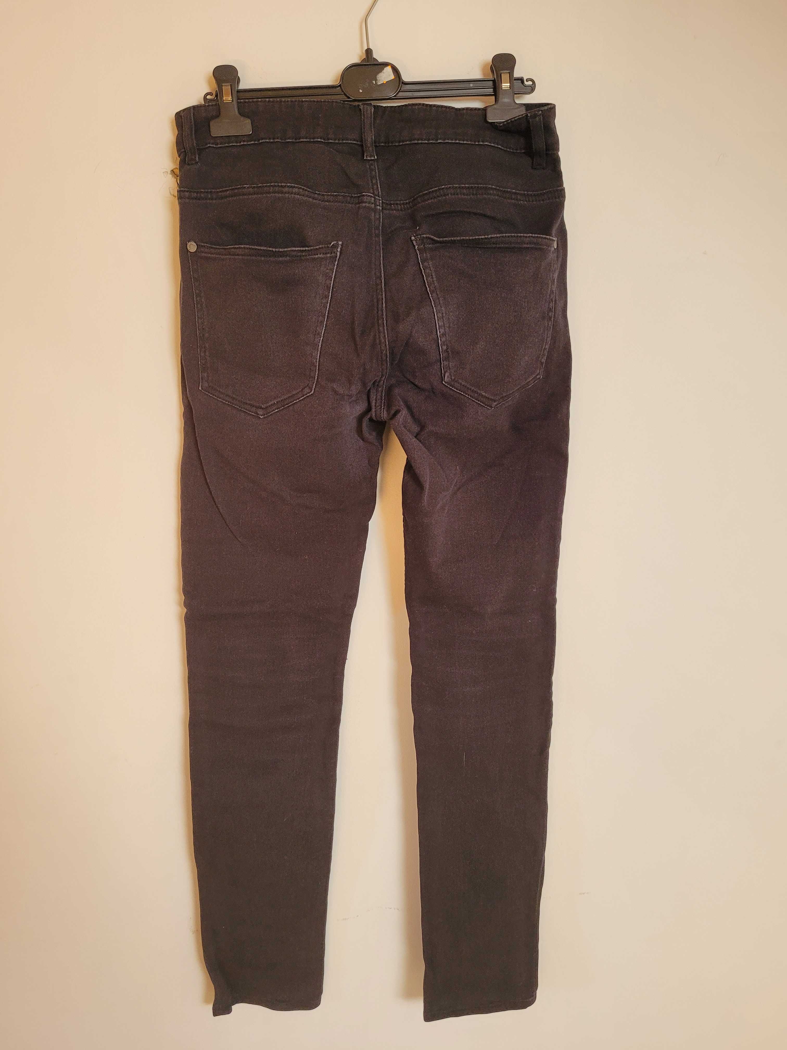 Eleganckie czarne, męskie jeansy skinny rozmiar 32