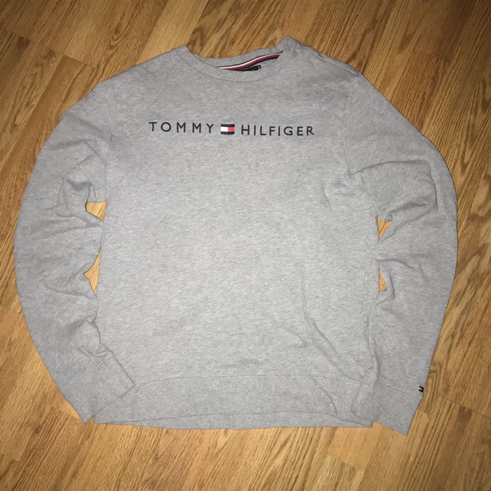 Свитшот Tommy Hilfiger, зипка найк худи new balance размер s-m