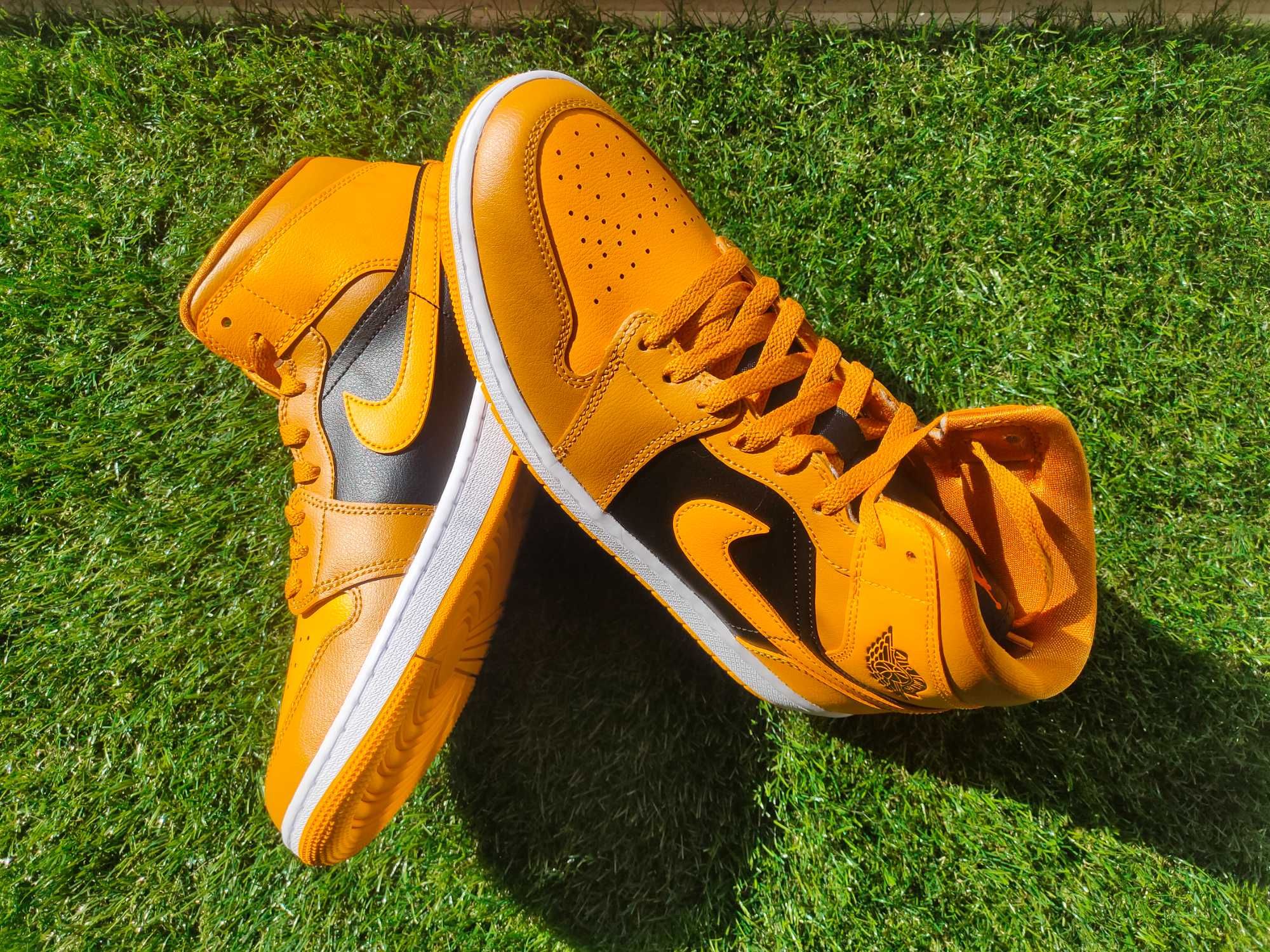 Jordan 1 Mid Chutney Taxi 41 Novas