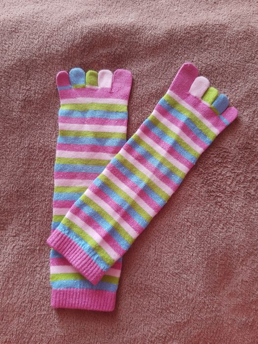 Kolorowe skarpetki z palcami