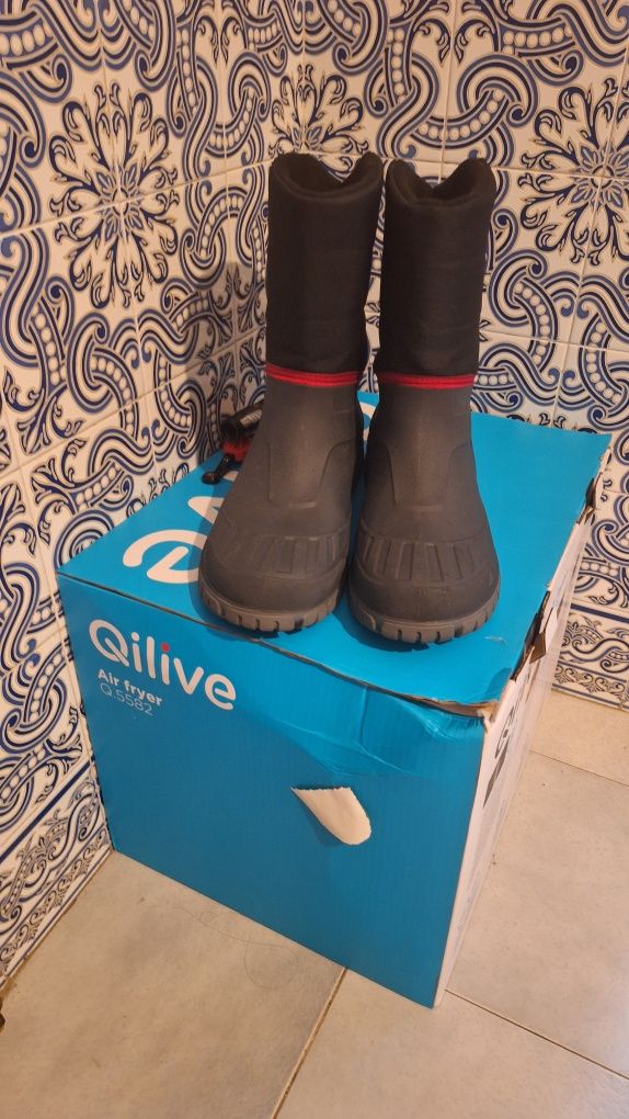 Botas de neve quase novas