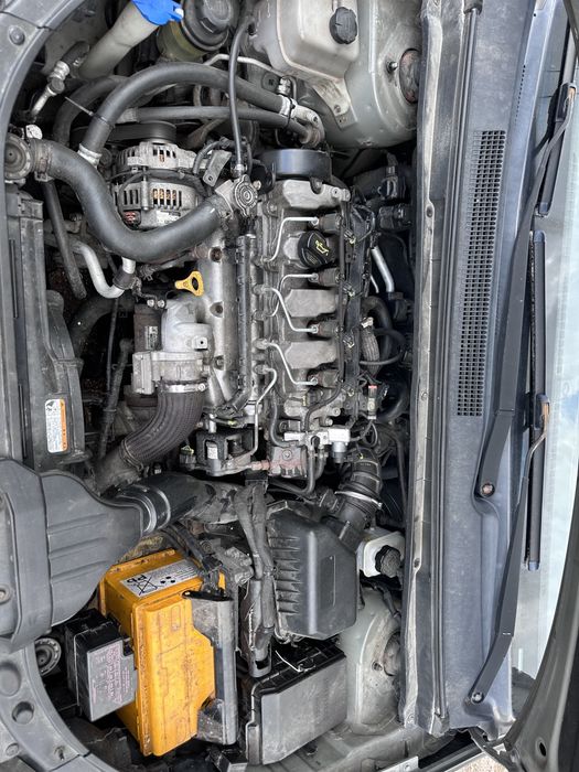 Розборка, шрот Kia Carens 3  2.0 crdi