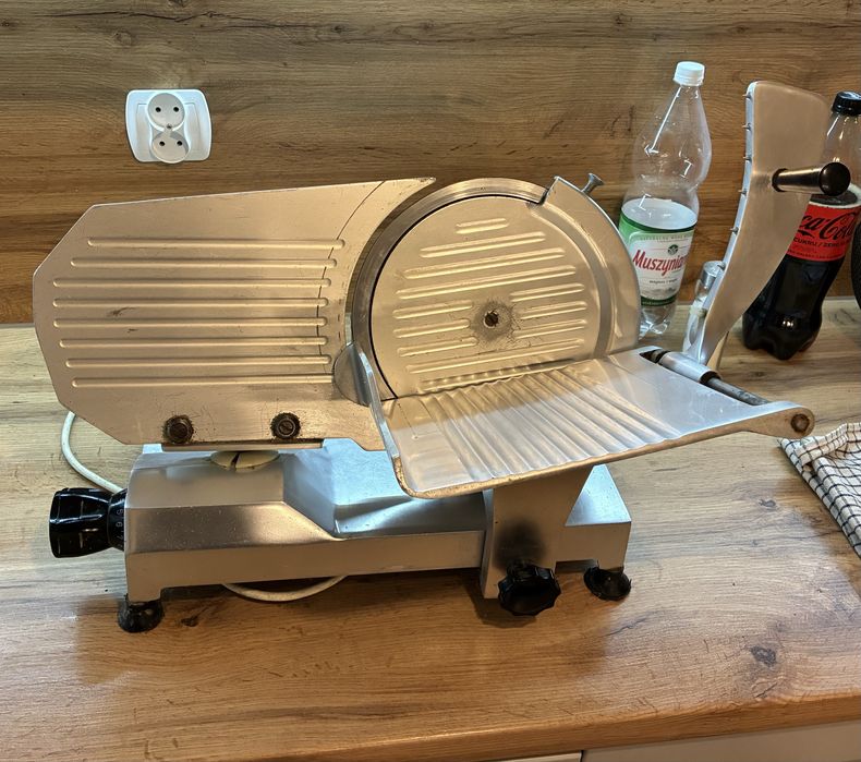 Krajalnica do mięs i serów, sklepowa