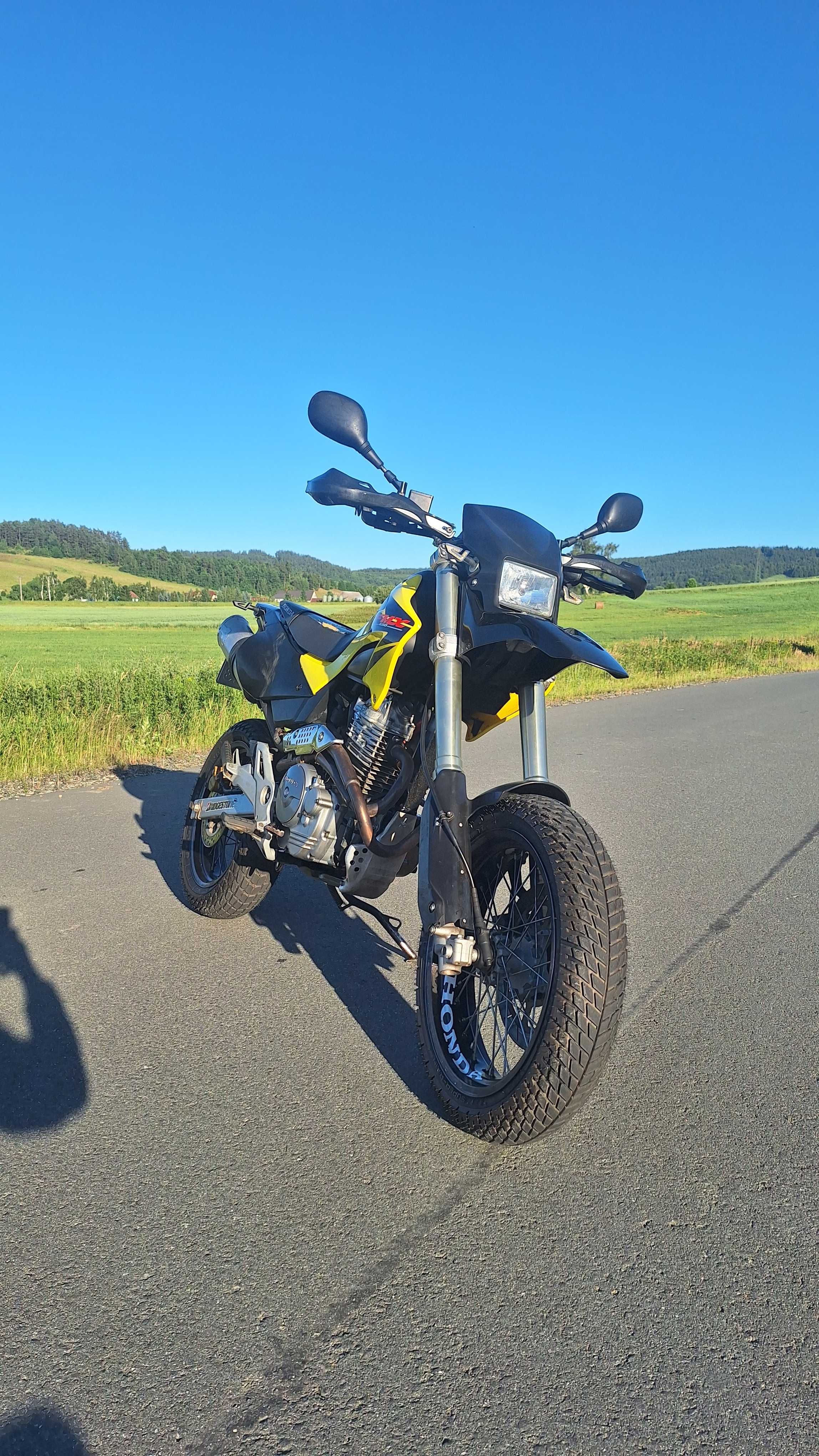 Honda FMX 650 A2 sm smr 2x leovince 2005r