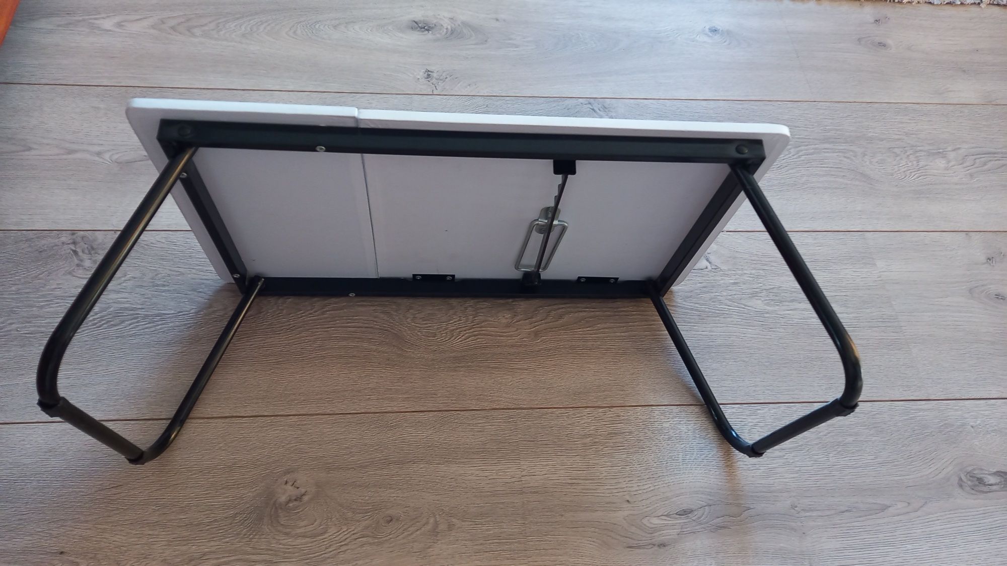 Stolik do laptopa/ tablet /do łożka