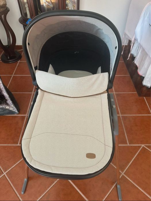 Alcofa Chicco Mysa com Suporte