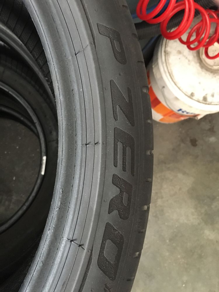 Pneus 225/40/19 Pirelli PZero