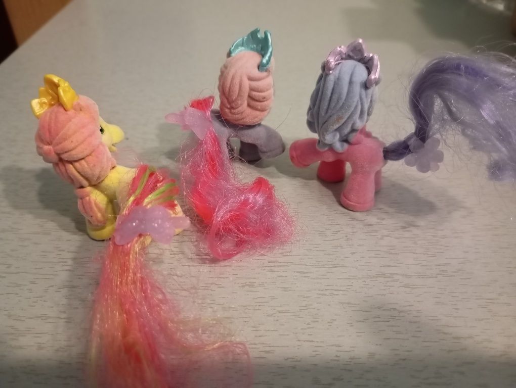 Unicórnios miniaturas
