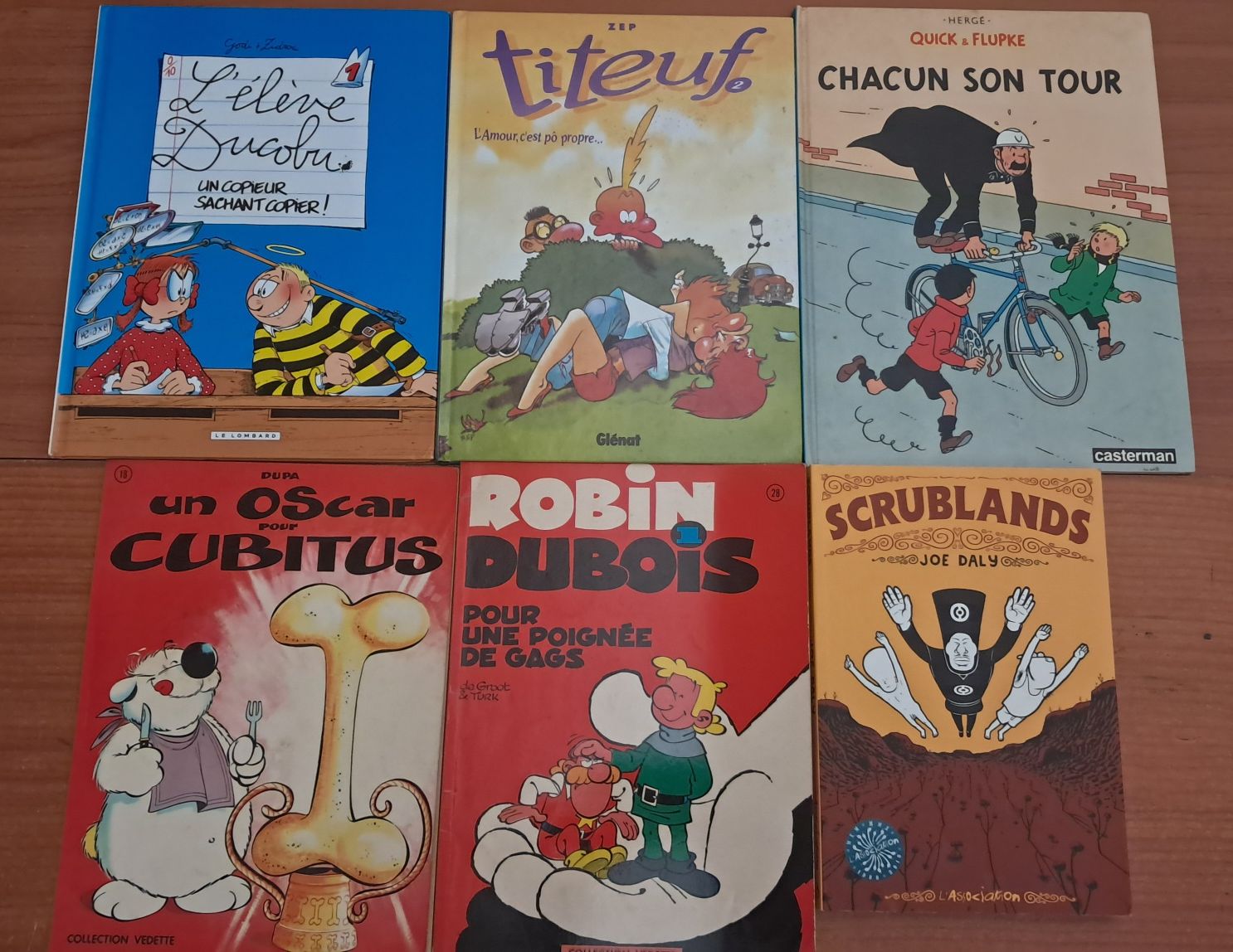 Banda desenhada em Francês e Inglês