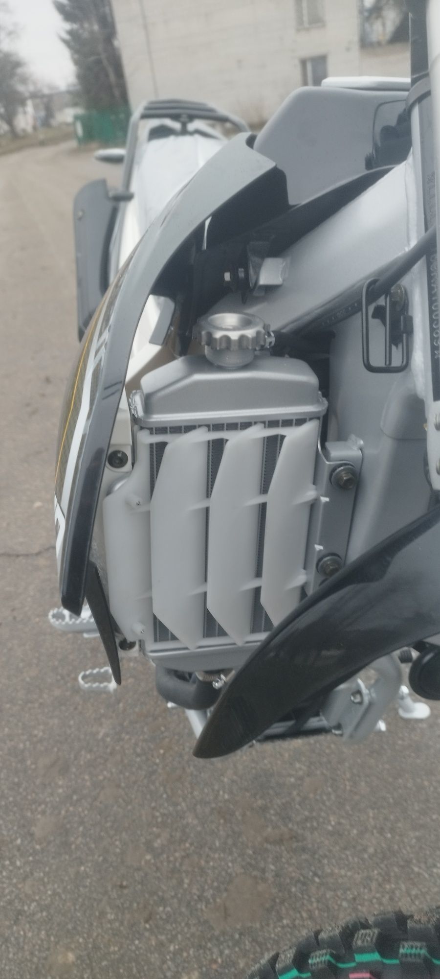 Мотоцикл Loncin LX300GY SX2