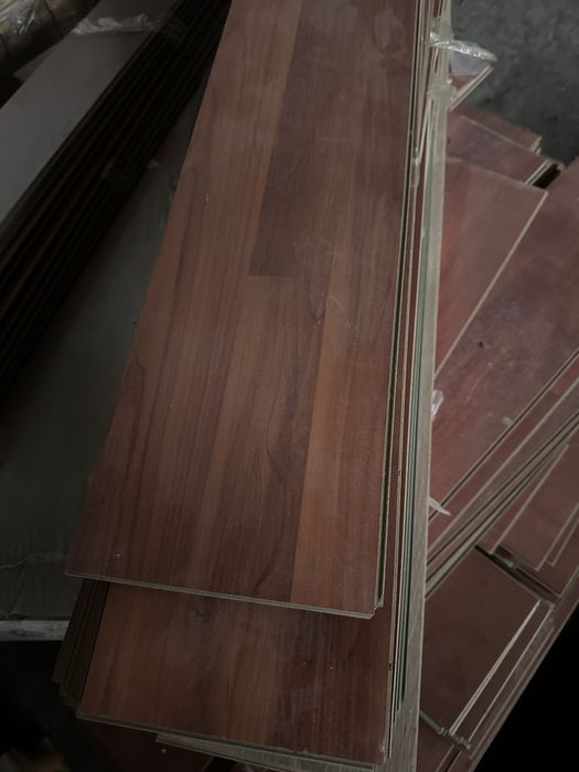 Ламінат 12мл вологостійкий б/у