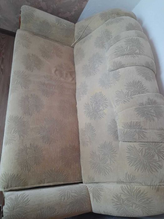 Диван раскладной, б/у.