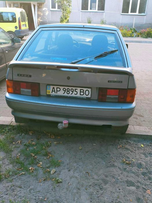Автомобіль ВАЗ 2114