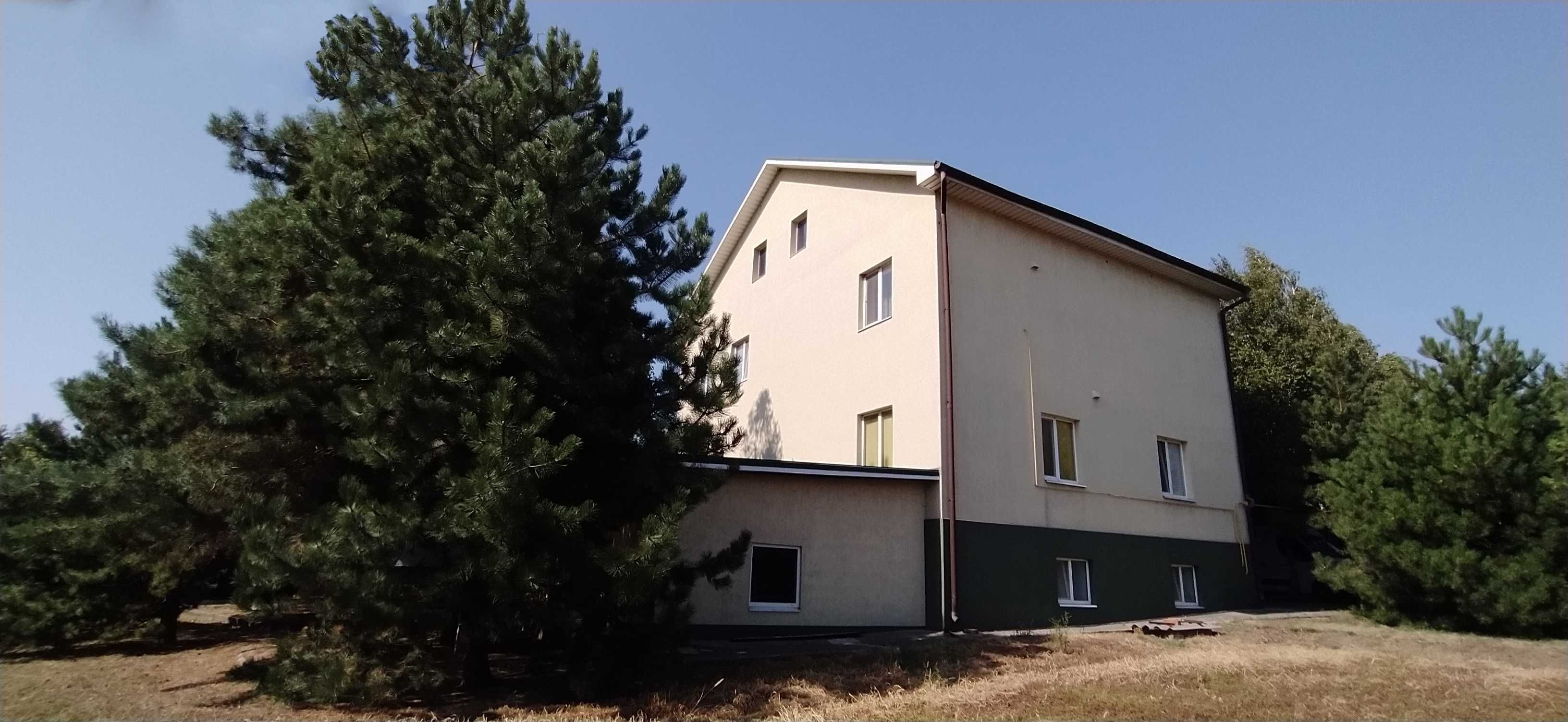 Продам дом Днепр. 350 м. кв. комфорта на природе.