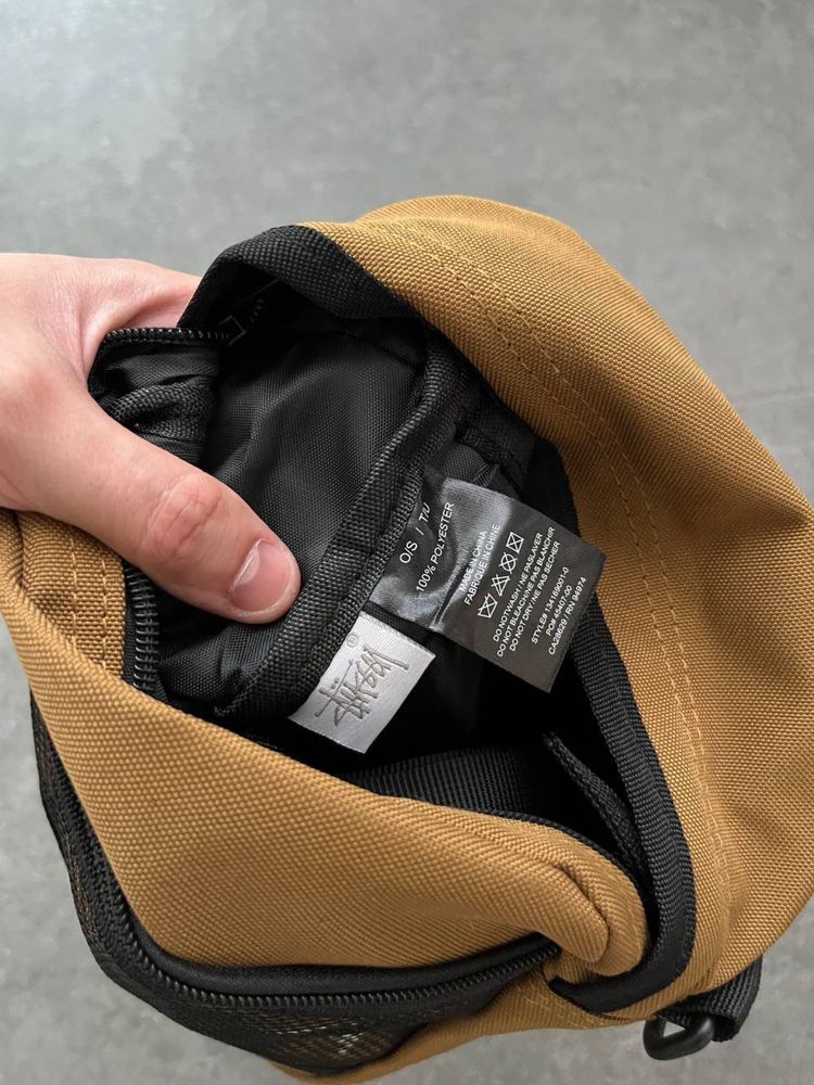 Stussy бананка.