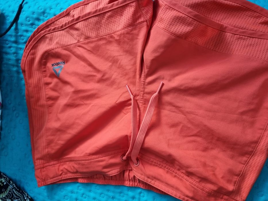 Spodenki sportowe reebok