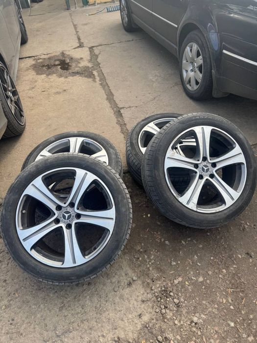 Диски Mercedes R18 комплект оригінал