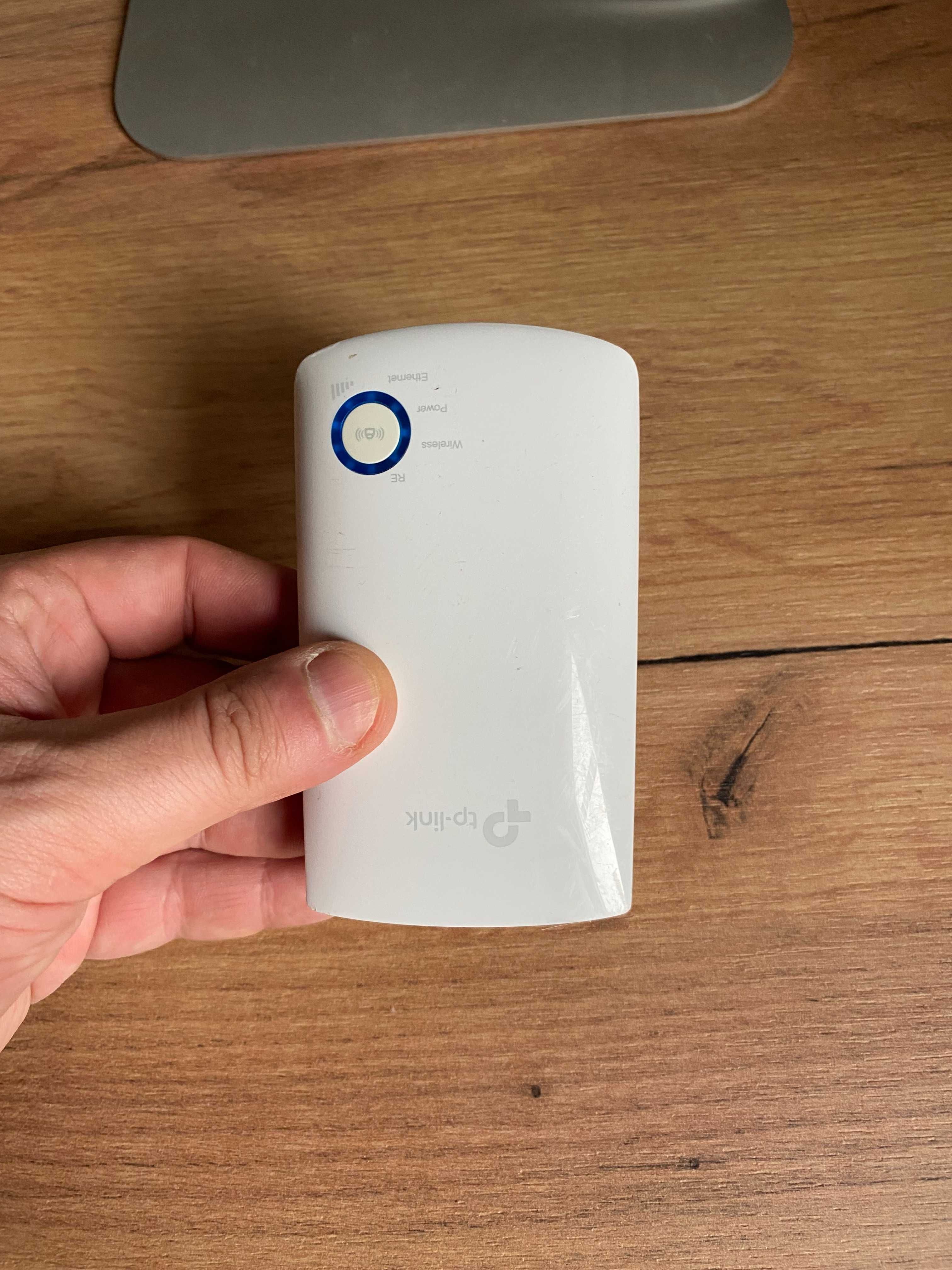 Піідсилювач TP-Link TL-WA850RE сигналу, швидкість до 300 Мбіт/с