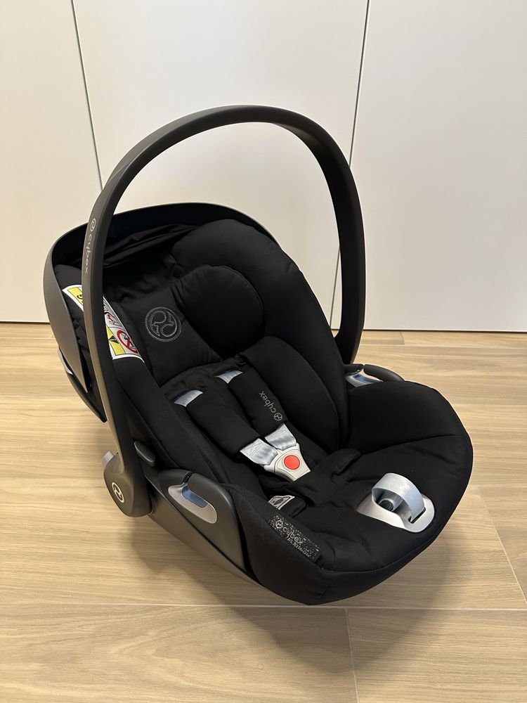 Cybex Cloud Z i-Size Deep Black gwarancja do grudnia 2024