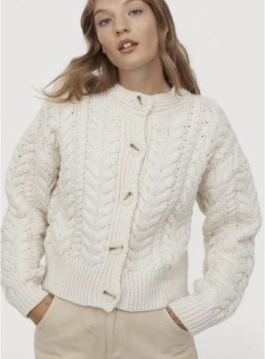 Кардиган H&M,на пуговках кардиган