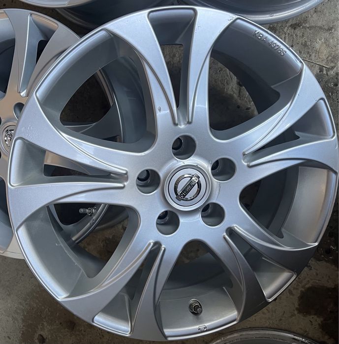 Диски Nissan Qashqai Rogue R 17 5 114,3 Xtrail Juke