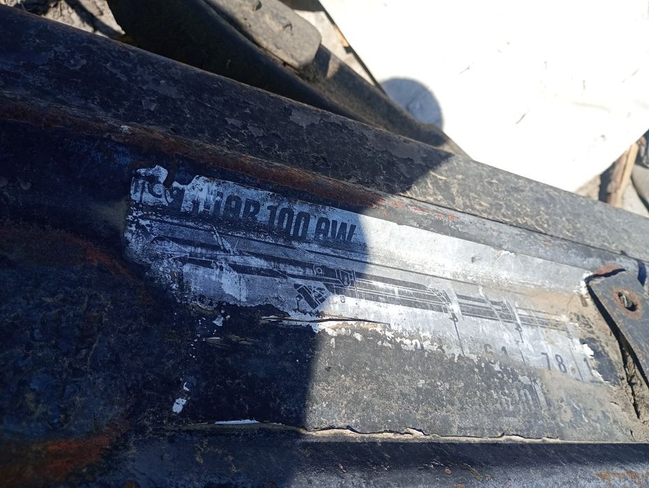 Продам   маніпулятора hiab100  по кусками.