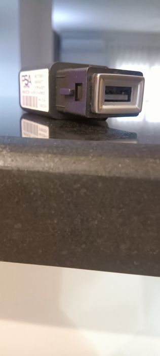 Entrada pen Módulo Aux/USB Peugeot 208/ 2008 ll / Citroen C4 lii