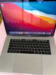 MacBook Pro Retina 15" i7 Quad-Core 2.8 TouchBar 16GB - 2017