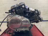 Honda Magna VF 700 Silnik Kompletny