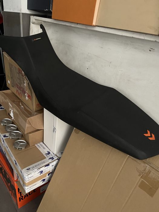 Banco ktm 890 adv mais baixo 2,5cm