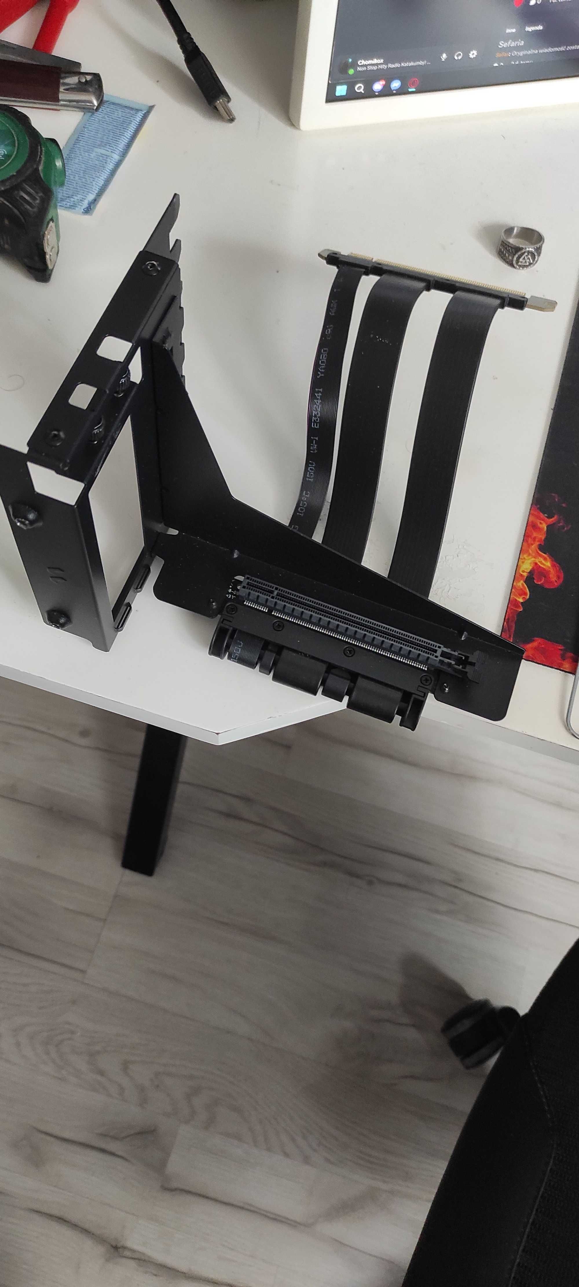 Fractal Design Pionowy wspornik FLEX 2 PCIe 4.0 Czarny