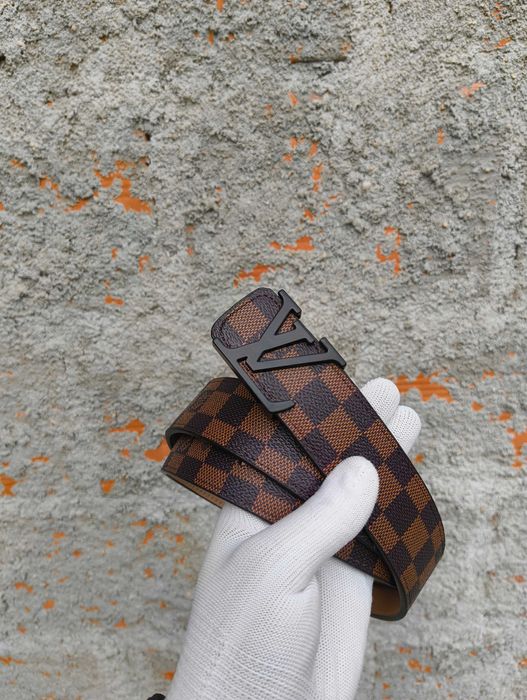 Cintos louis vuitton