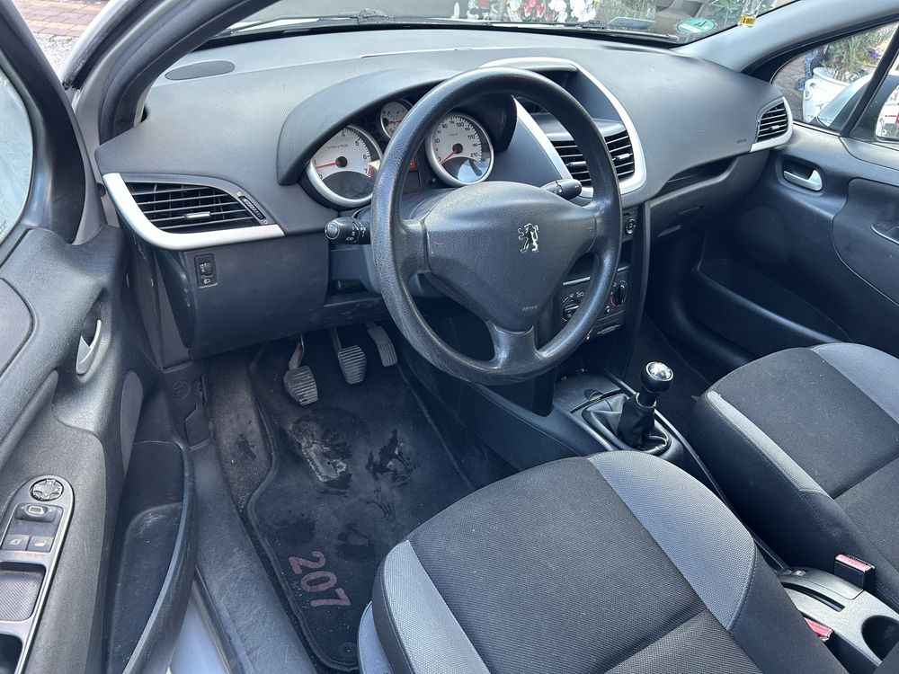 Peugeot 207 SW 2009r. 1.4bp, klima, panorama