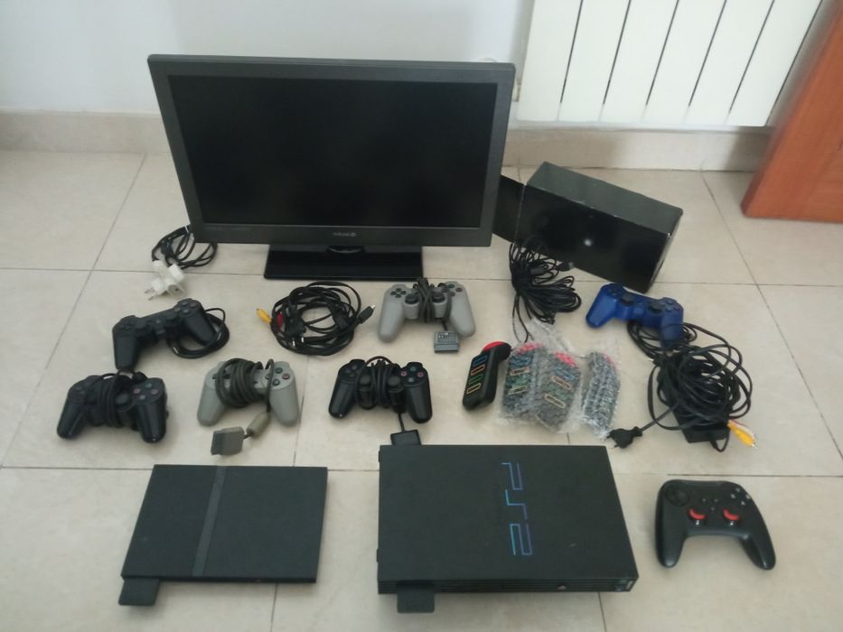 PlayStation 2 TV, PlayStation 2, comandos e Campainhas Buzz