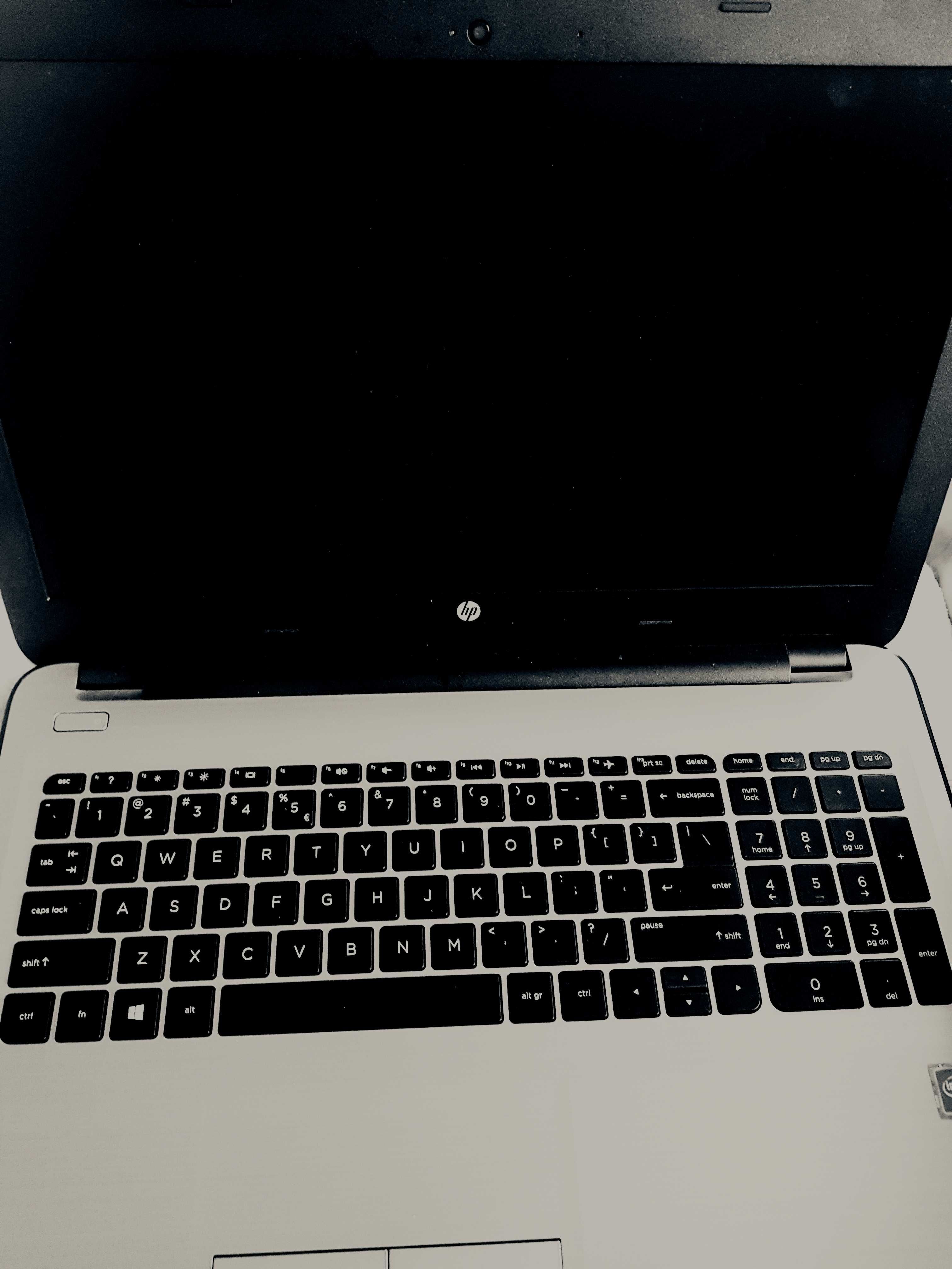 Laptop HP HQ-TRE 71025