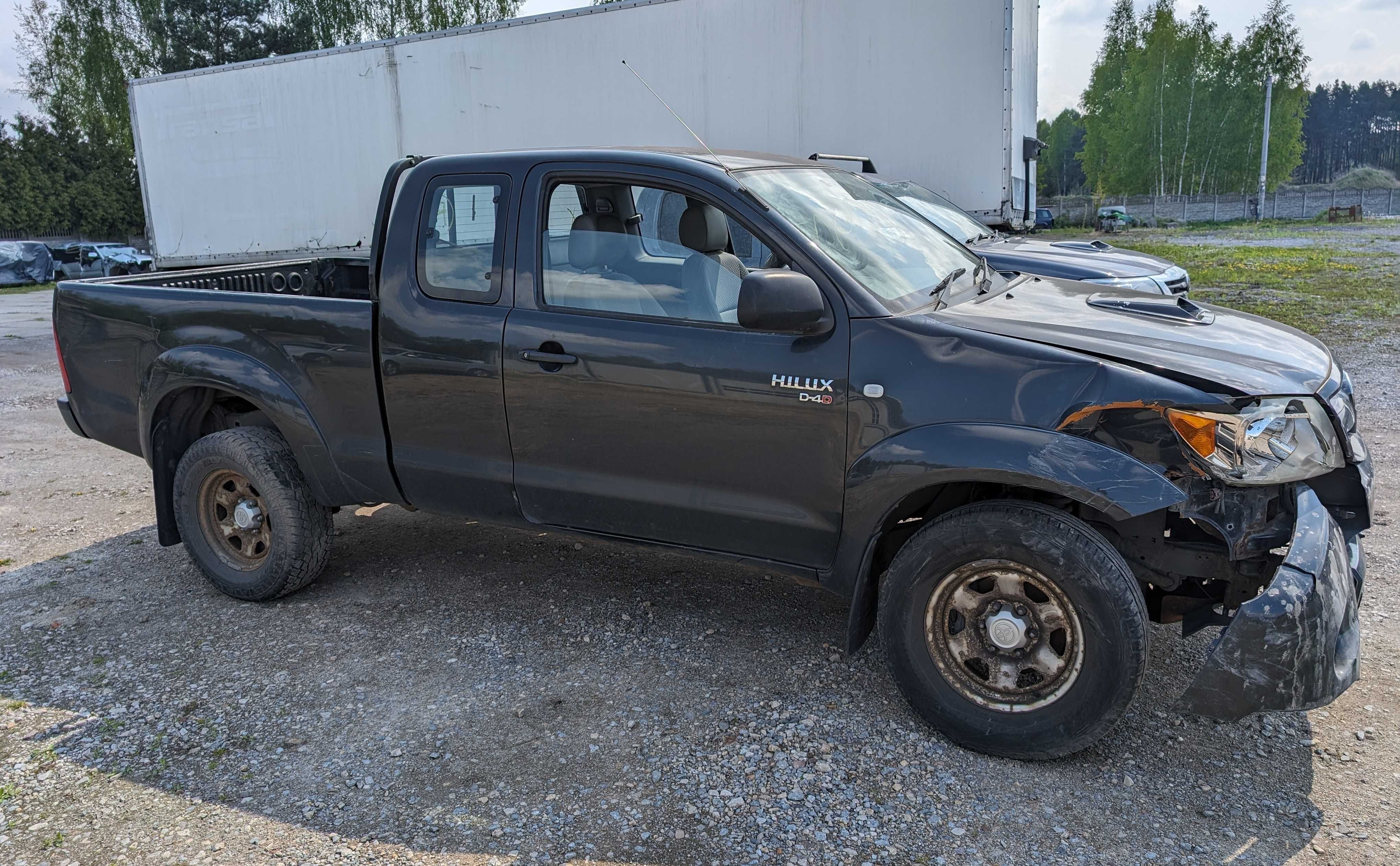 Toyota Hilux Extra Cab 1.5 kabiny CZĘŚCI