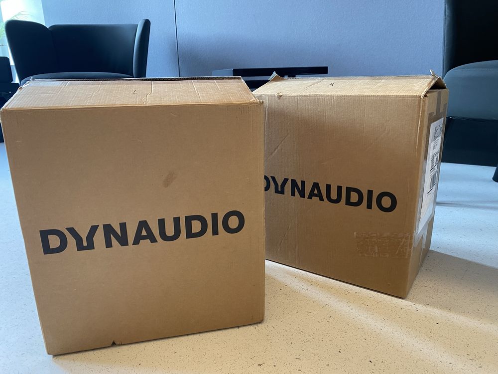 Monitores estúdio Dynaudio LYD5