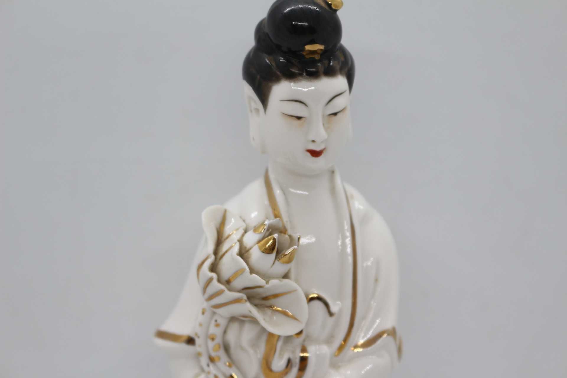 Guanine Completa 24 A cm Porcelana Chinesa a Ouro XIX