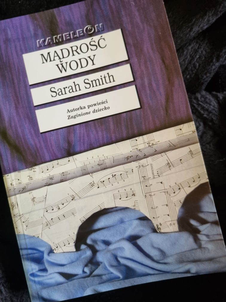 "Mądrość wody" Sarah Smith - książka