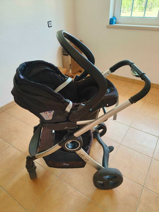 Carrinho trio Chicco Urban