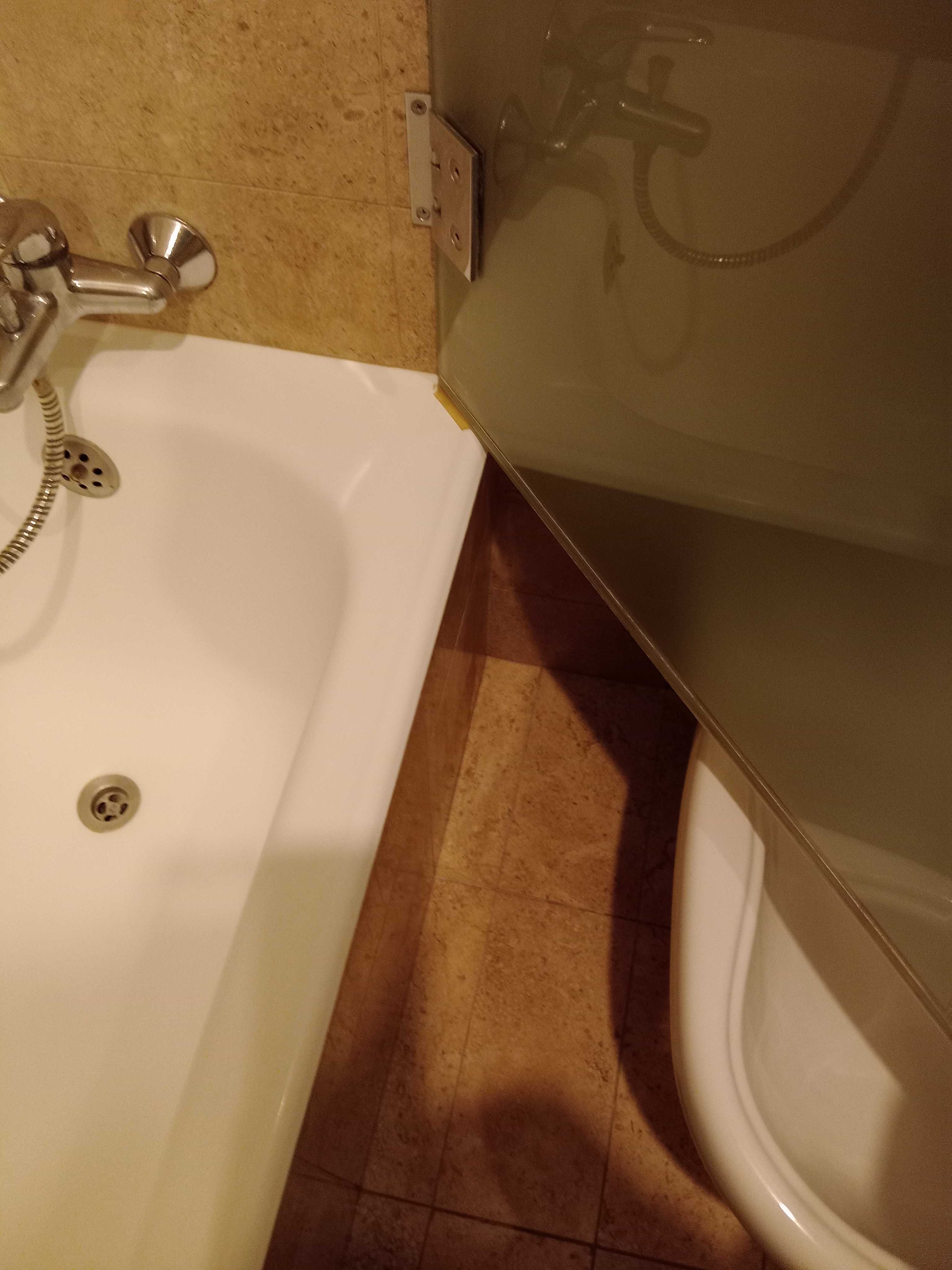 vidro para resguardo/proteção de banheira - WC