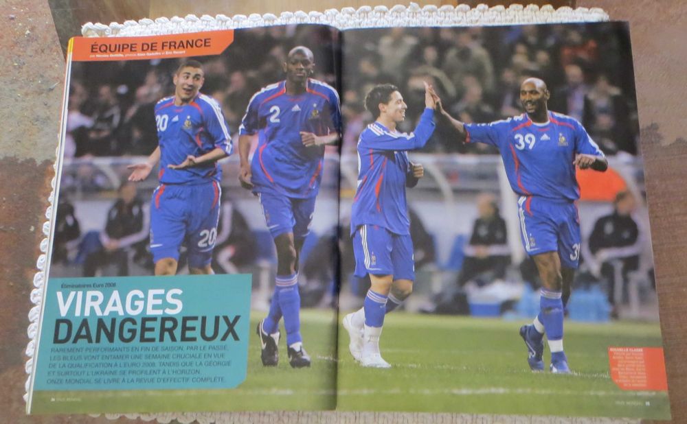 Revista Onze Mundial  - Final Champions Ligue  2007  - Inclui extras