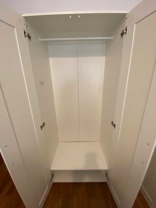 Roupeiro Ikea / BRIMNES