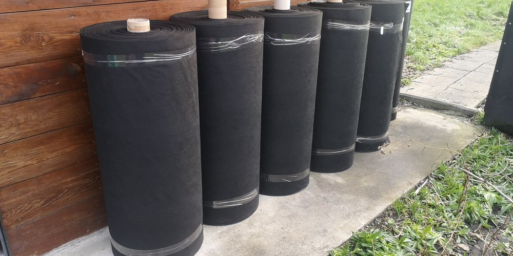 Agrowłókninę pp80 szeroką 150 cm