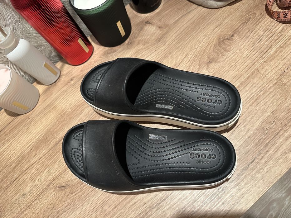 Крокси оригінал жіночі в дуже гарному стані